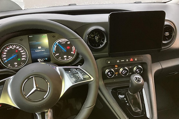 Mercedes-Benz eCitan 8 of 13