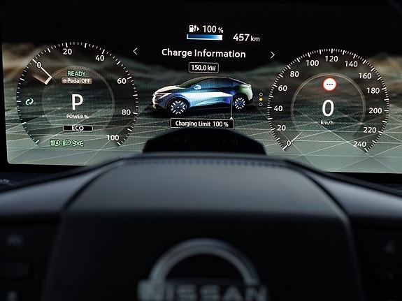 Nissan Leaf 9 of 13