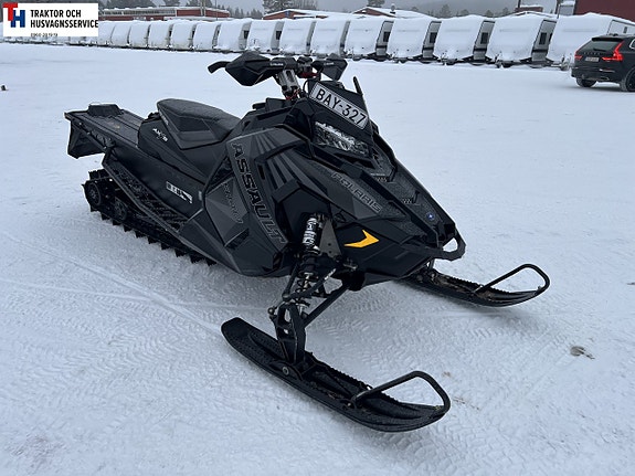 Polaris 800 Switchback Assault -17