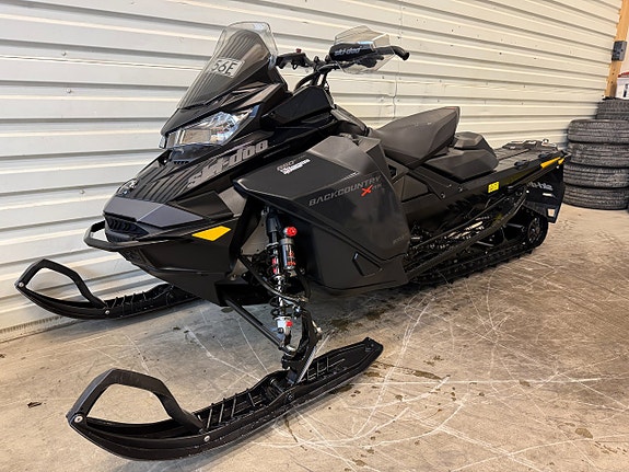 Ski-Doo BACKCONTRY XRS 850 E-TEC/146"/1142:-/MÅN-22