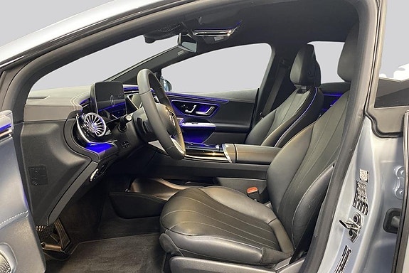 Mercedes-Benz EQE300 8 of 14