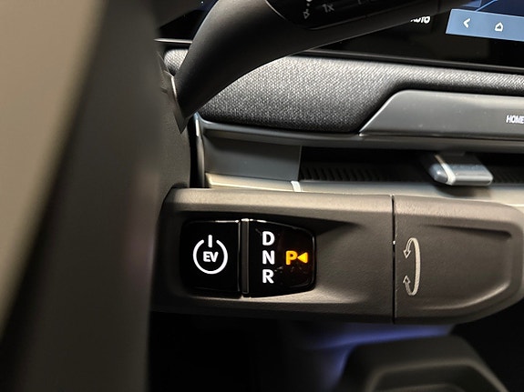 Kia EV4 12 of 21