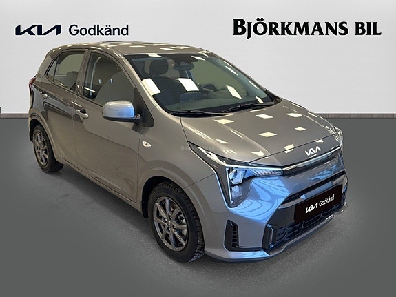 Kia Picanto 3 of 17