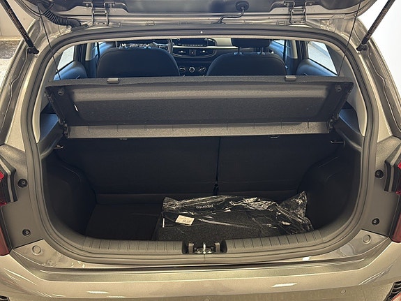 Kia Picanto 14 of 17