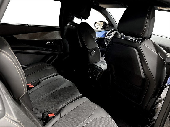 Peugeot 5008 12 of 16
