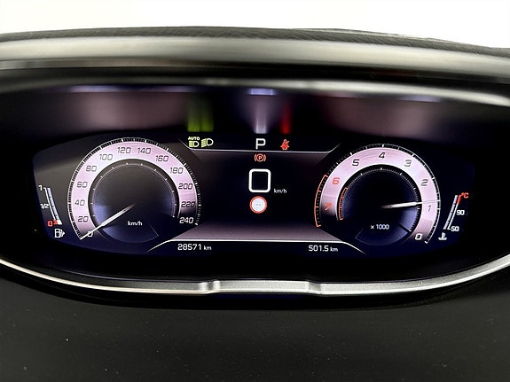 Peugeot 5008 8 of 16