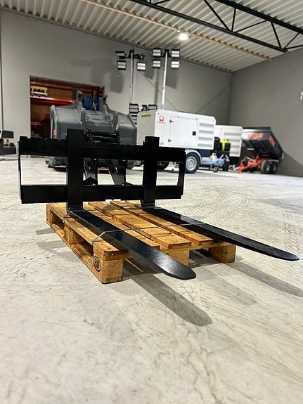 GAFFELSTÄLL S45 MEK 2.5 TON 1200 MM (två års garanti)