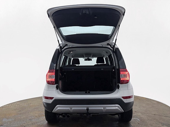 Skoda Yeti Outdoor 7 of 26