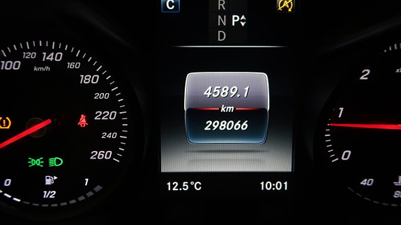 Mercedes-Benz GLC250 d 16 of 21