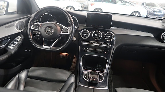 Mercedes-Benz GLC250 d 11 of 21