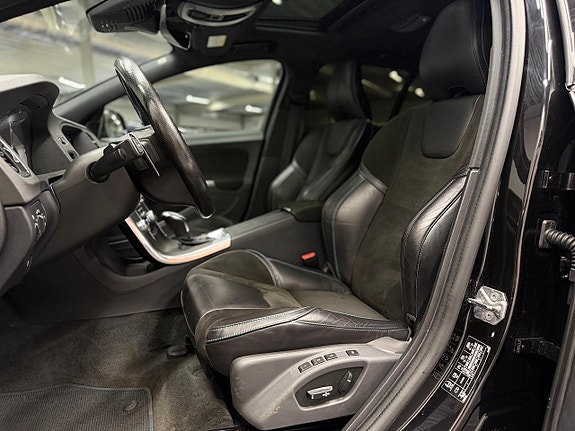 Volvo V60 13 of 27