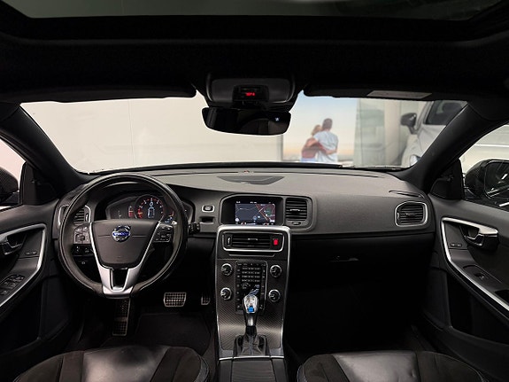 Volvo V60 16 of 27