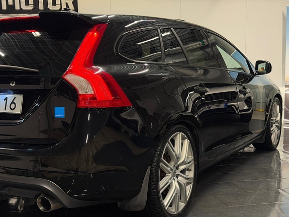 Volvo V60 9 of 27