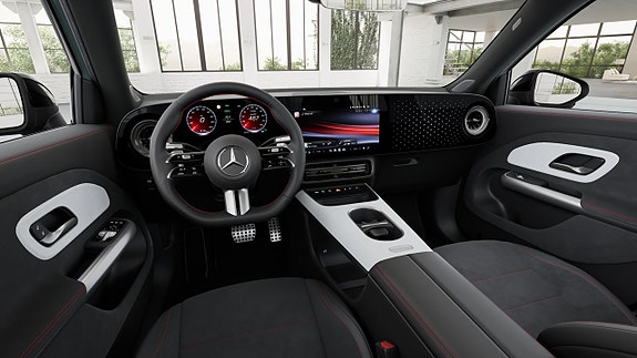 Mercedes-Benz GLB250+ 9 of 15