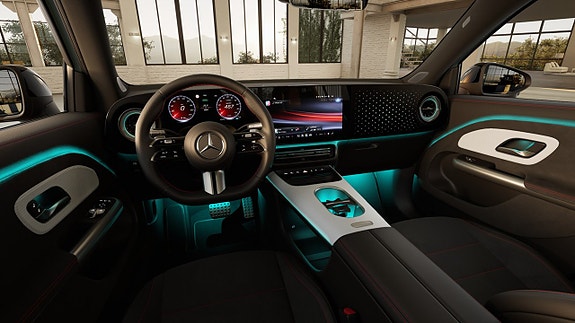 Mercedes-Benz GLB250+ 10 of 15