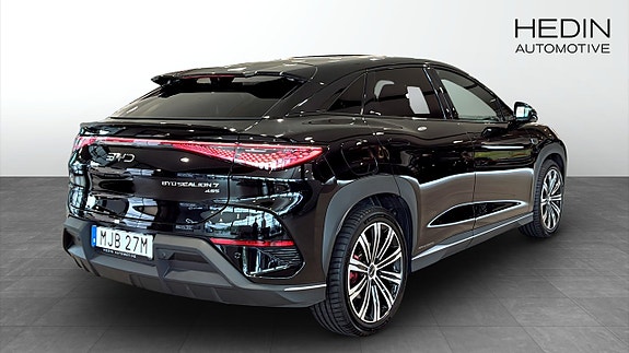 BYD SEALION 7