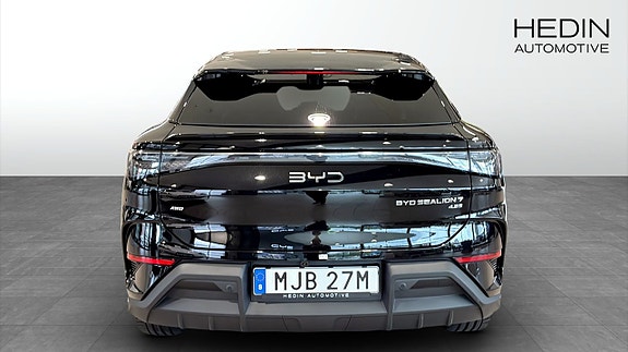 BYD SEALION 7