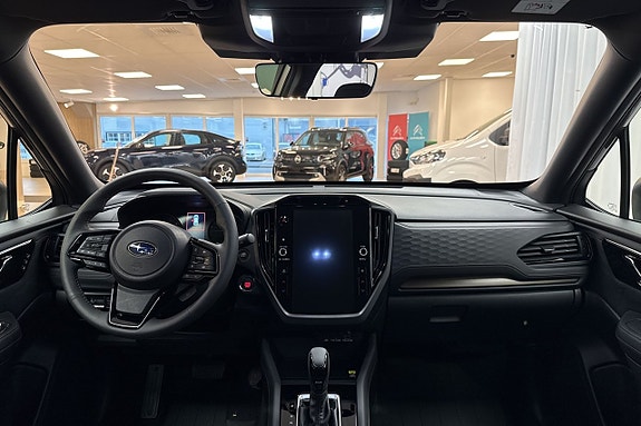 Subaru Forester 6 of 8