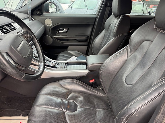 Land Rover Range Rover Evoque 14 of 17