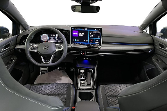 Volkswagen Golf I 2 of 18