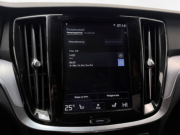 Volvo V60 24 of 30