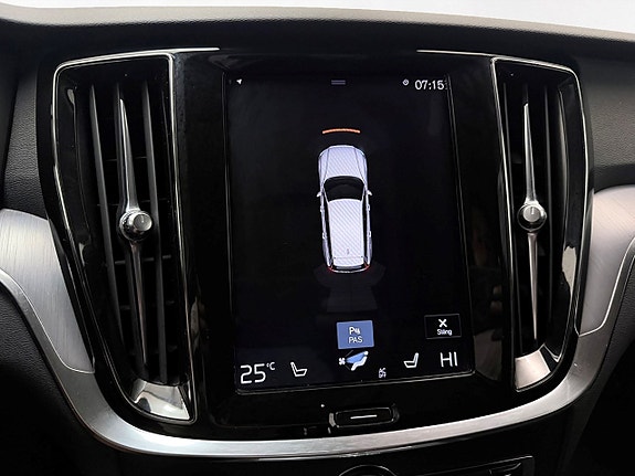 Volvo V60 22 of 30
