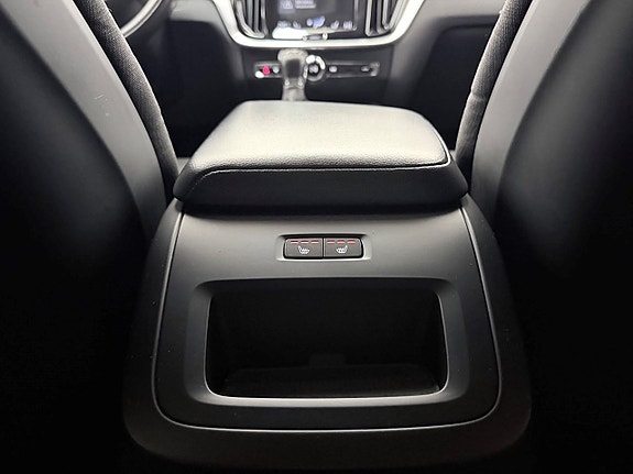 Volvo V60 17 of 30