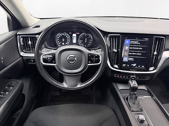 Volvo V60 19 of 30
