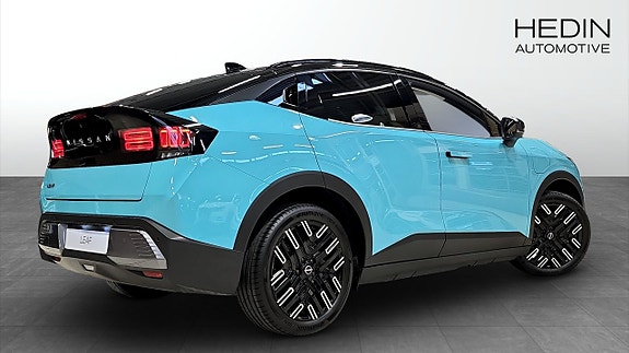 Nissan Leaf 2 of 16