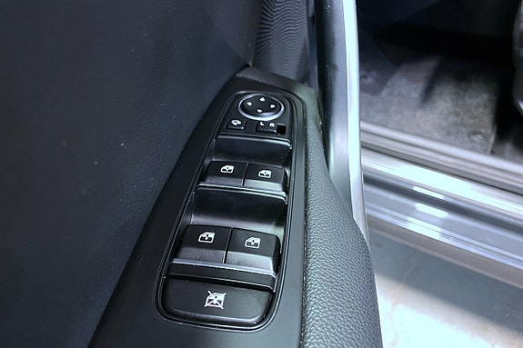 Kia Ceed 8 of 30