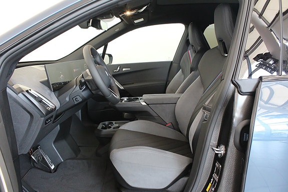 BMW iX 5 of 5