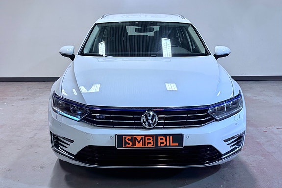 Volkswagen Passat 4 of 5