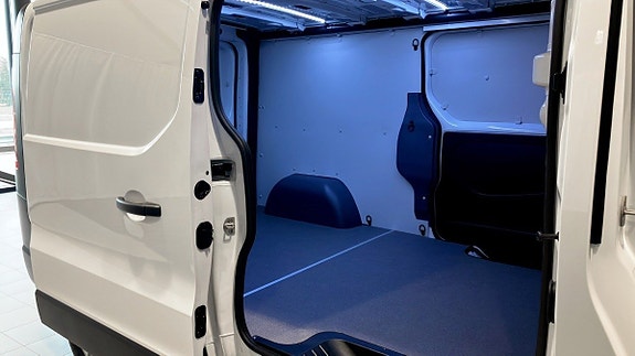 Nissan Primastar 7 of 9