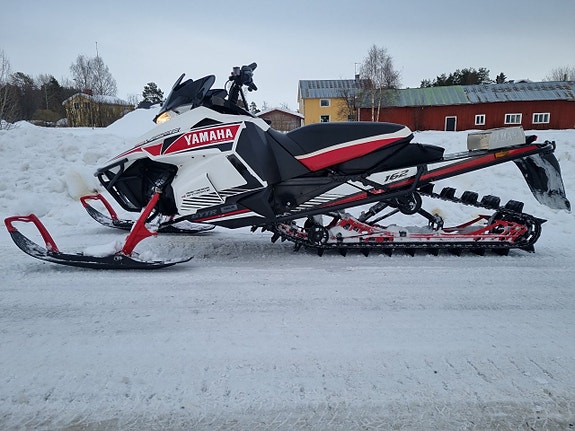 Yamaha VIPER MTX 162" HEMLEVERANS