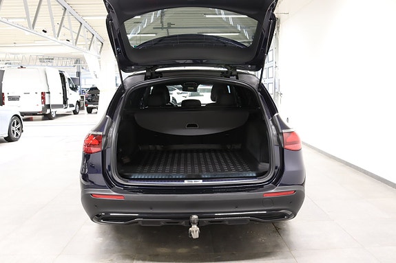 Mercedes-Benz E220 6 of 23