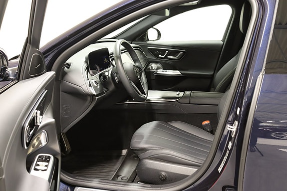 Mercedes-Benz E220 10 of 23