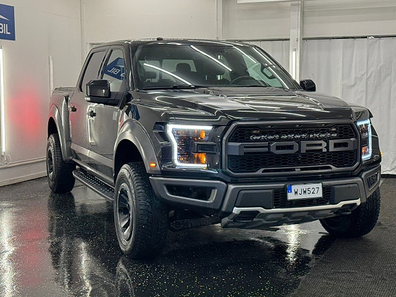 Ford F-150 3 of 5