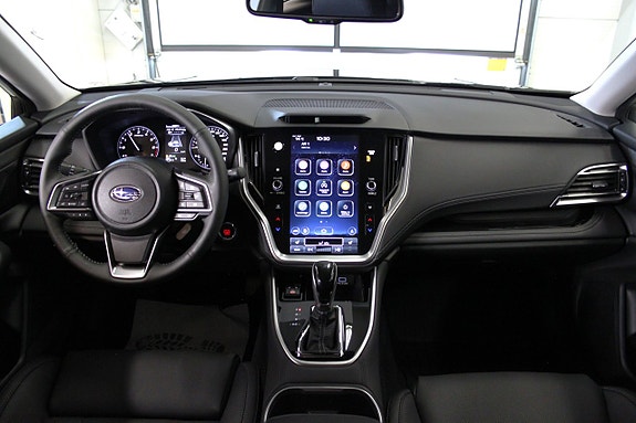 Subaru Outback 13 of 23