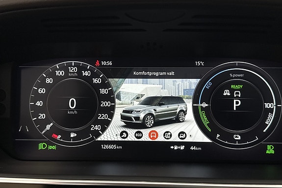Land Rover Range Rover Sport 14 of 30