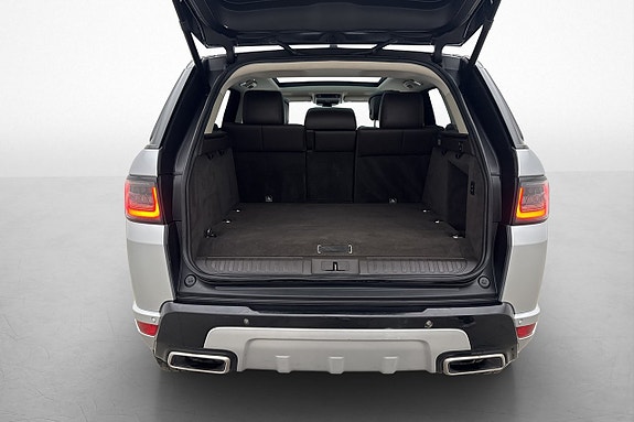 Land Rover Range Rover Sport 29 of 30