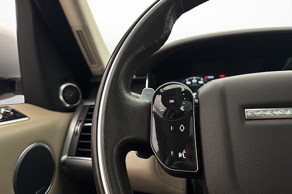 Land Rover Range Rover Sport 12 of 30
