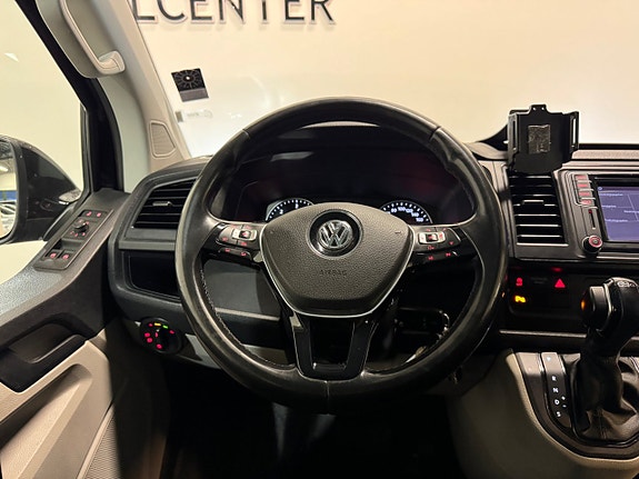 Volkswagen Transporter 16 of 26