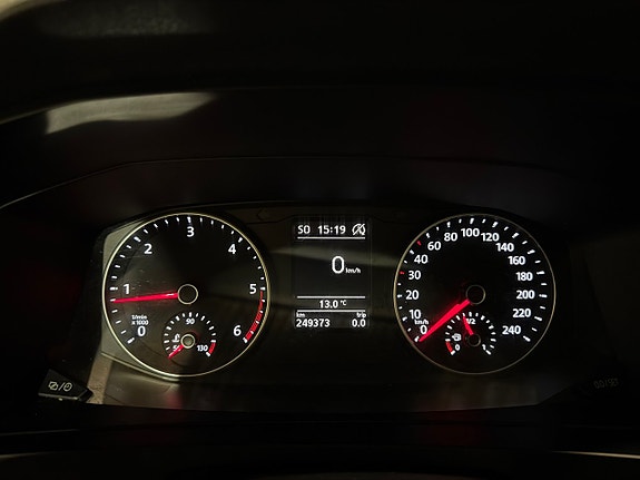 Volkswagen Transporter 17 of 26