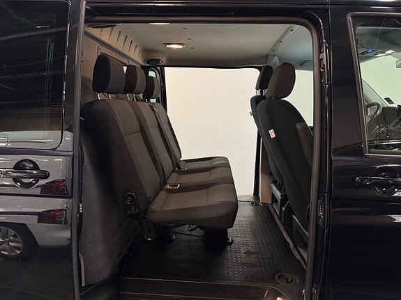 Volkswagen Transporter 25 of 26