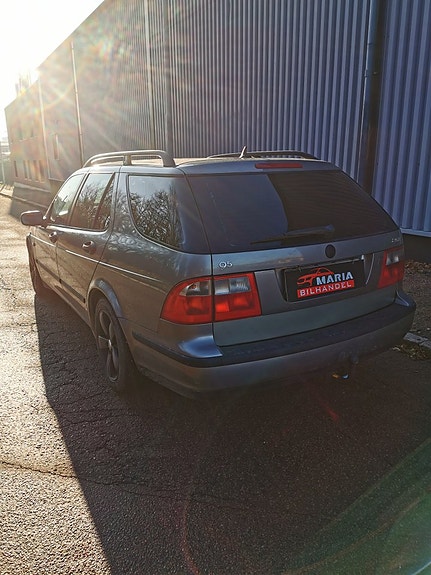 Saab 9-5 2 of 5