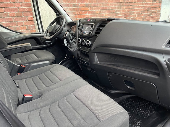 Iveco Daily 9 of 17