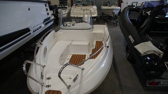 Crescent Stingray V20 -09 | Honda fyrtakt 75hk