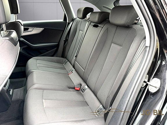 Audi A4 allroad 10 of 17