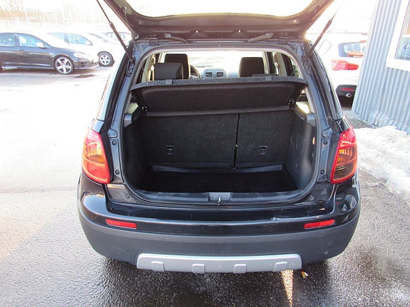 Fiat Sedici 8 of 14