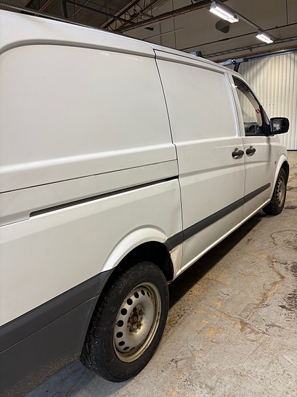 Mercedes-Benz Vito 113 9 of 10